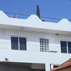 https://fiftys-house.madeira-islandshotels.com